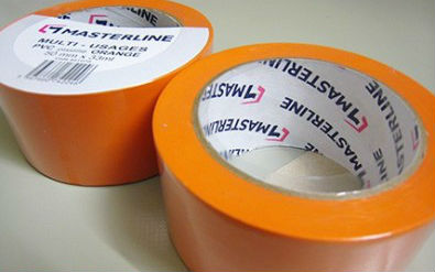 PVC Orange : Résiste au froid, toujours fiable- Blog - Adhésifs Direct
